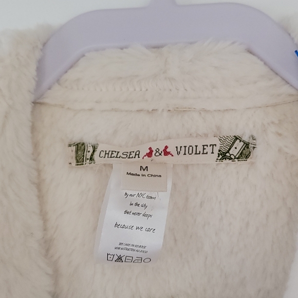 Chelsea & Violet faux fur and faux leather vest - Picture 2 of 5